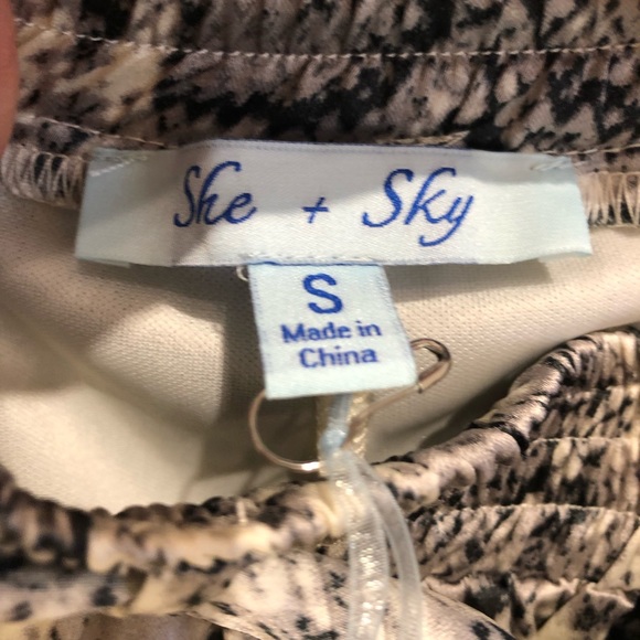 Shorts - Picture 3 of 4